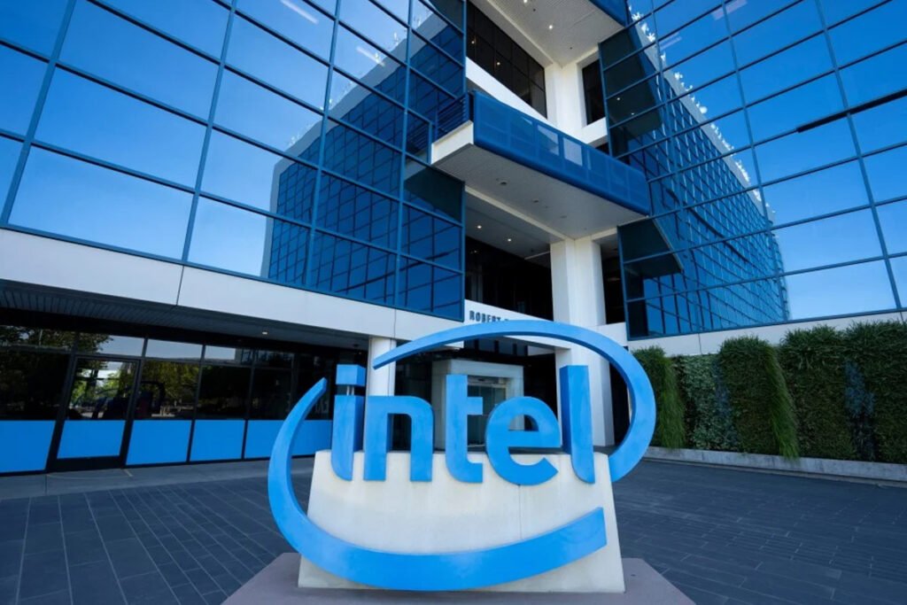 intel-tsmc-joint-venture-us-chip-manufacturing-2-1024x683-2 اینتل و TSMC